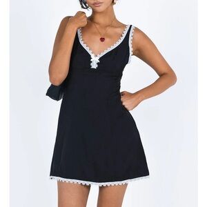 NWT Fyfe Mini Dress Dusty Black | Princess Polly